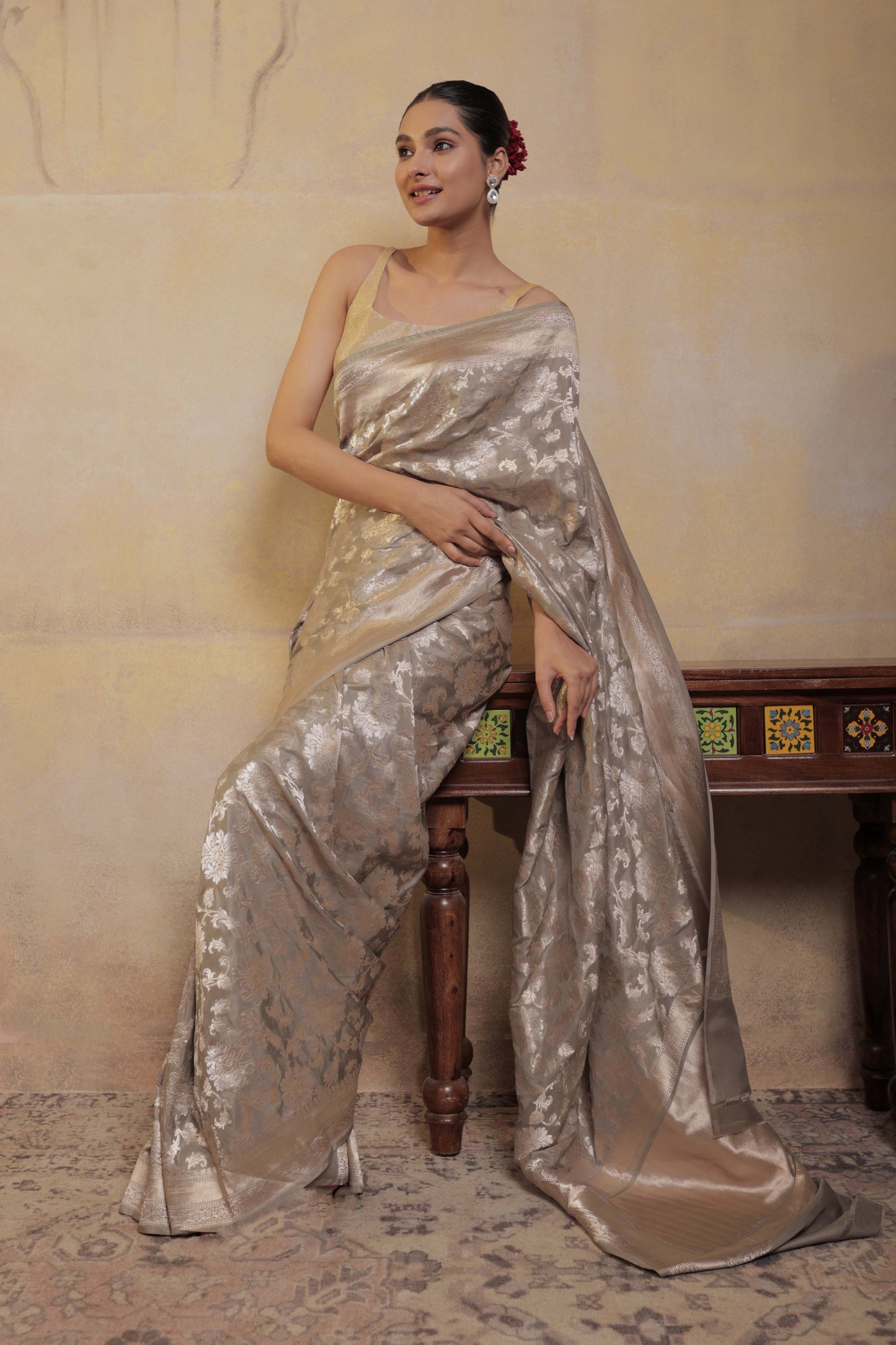 Grey Katan Silk Handloom Banarasi Saree With Jaal