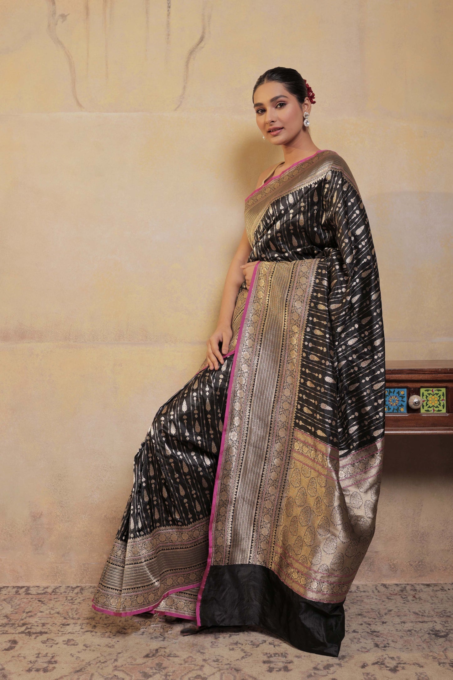 Black Katan Silk Handloom Banarasi Saree